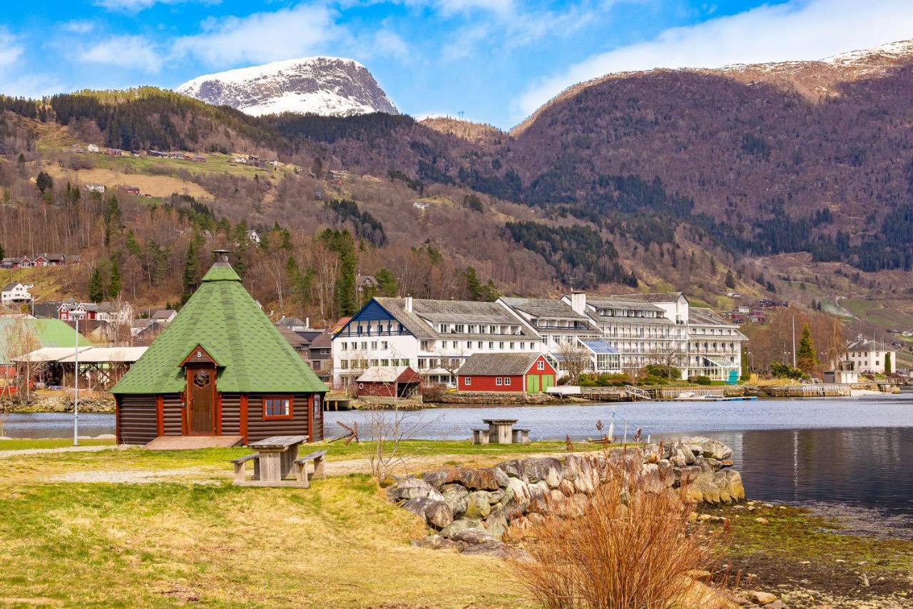 Ulvik Camping ภายนอก รูปภาพ