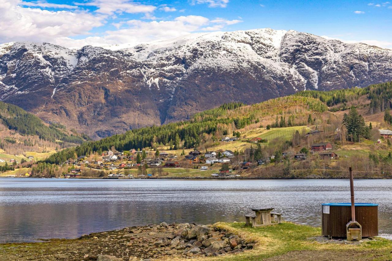 Ulvik Camping ภายนอก รูปภาพ